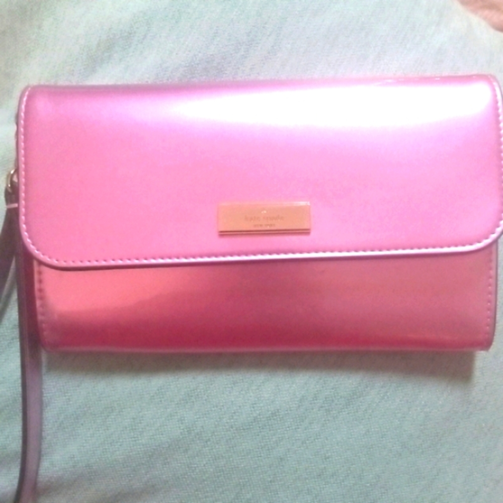 Kate Spade Kenzie Pink Metallic Wristlet KJ015